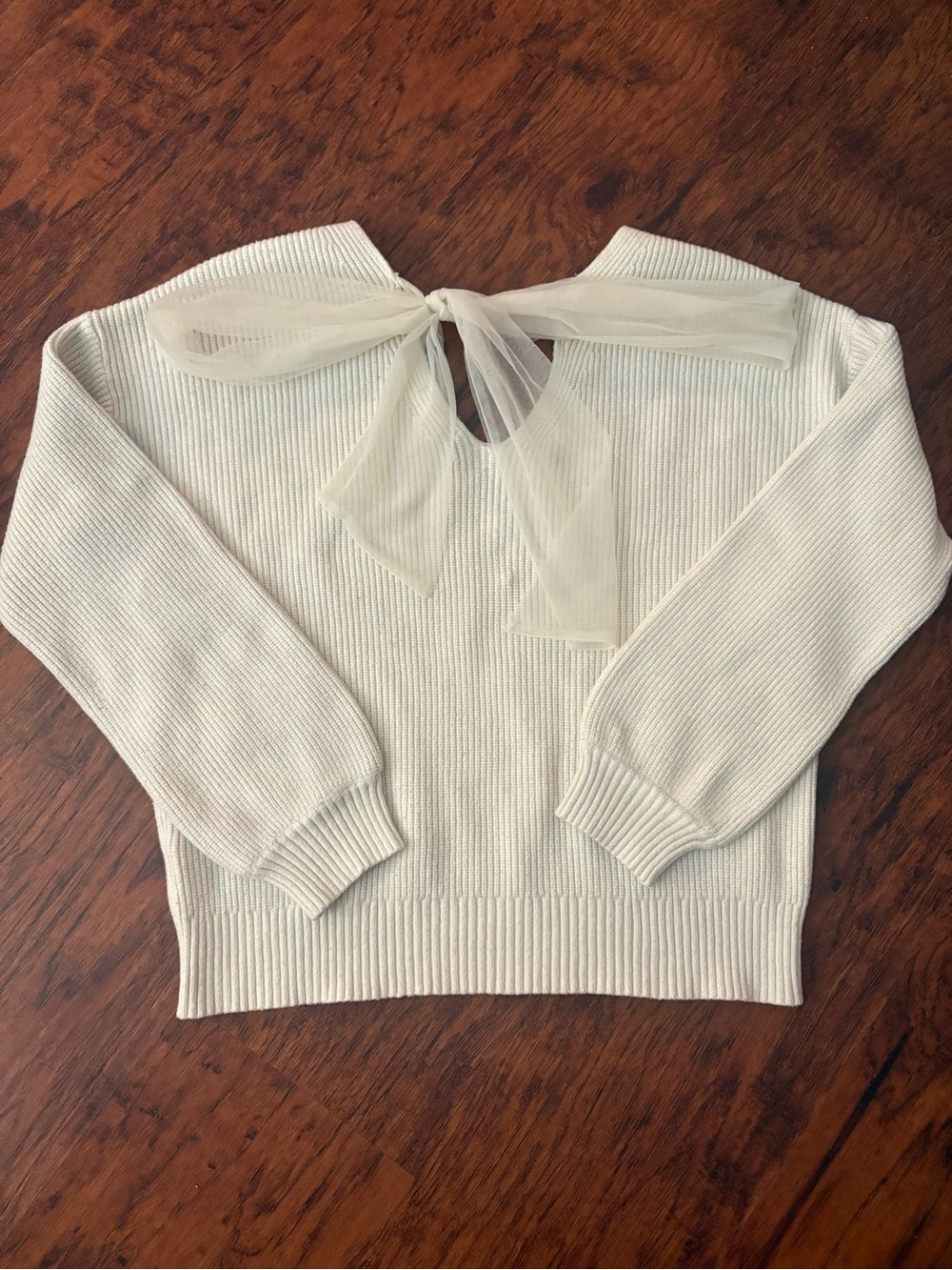 Blu Pepper Cream Bow-Back Rib Knit Sweater